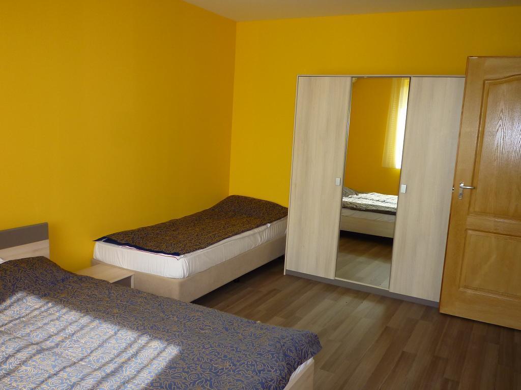 Farkasverem Vendeghaz Hotel Nyirtura Luaran gambar